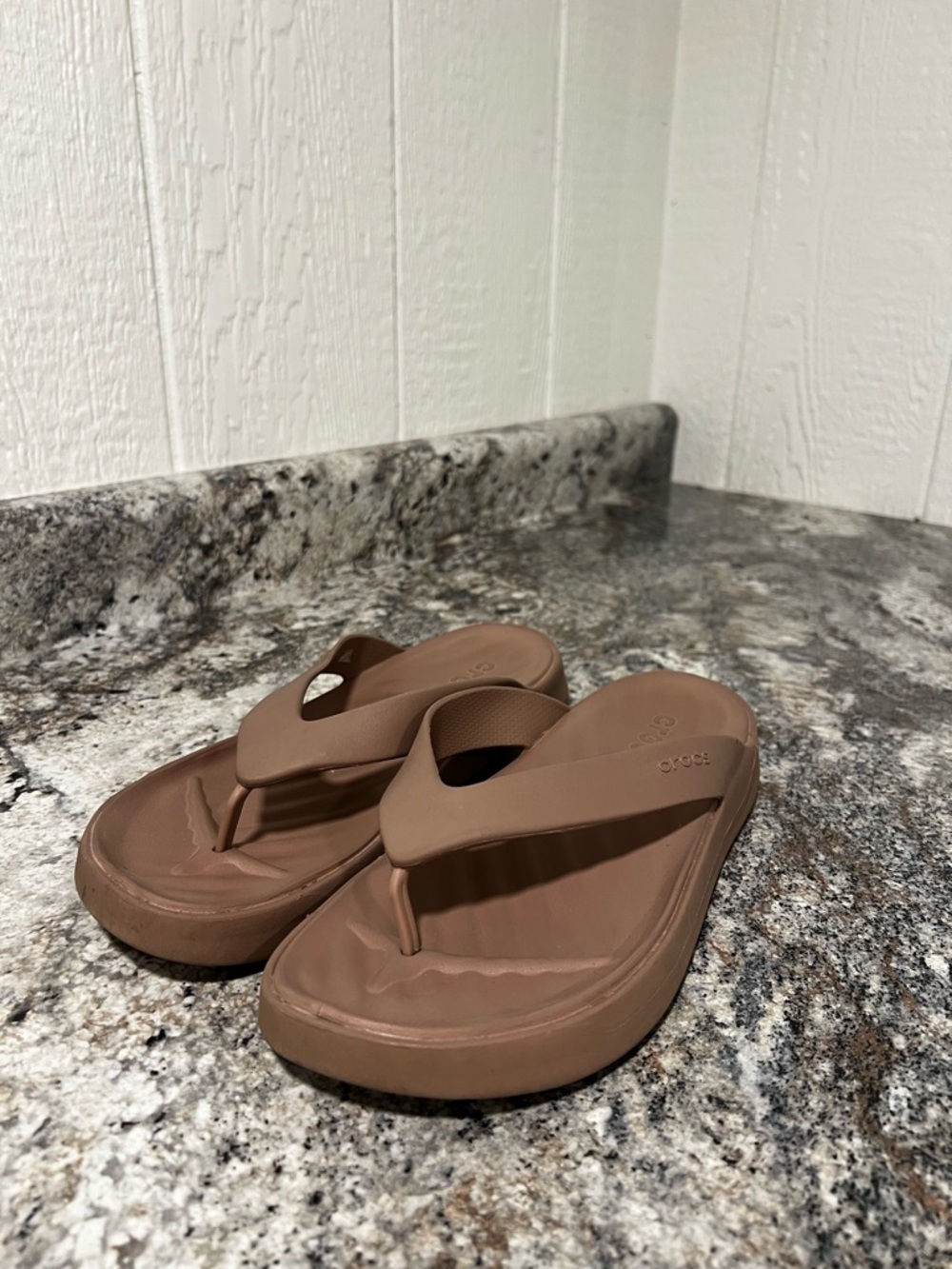 Women’s Crocs Sandals Size 8